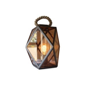 Lámpara de suelo Muse Lantern de Contardi con diseño elegante, vanguardista y moderno.