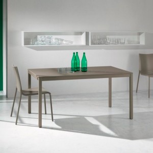 Mesa Diesis de Bontempi. Mesas modernas para comedor de diseño italiano.