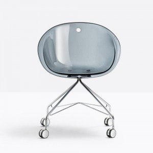 Sillón Gliss 968 de Pedrali. Sillones de diseño. Sillones con ruedas.