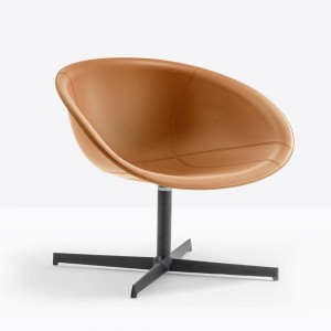 Butaca Gliss 361 de Pedrali. Butacas de diseño. Butacas de cuero natural.