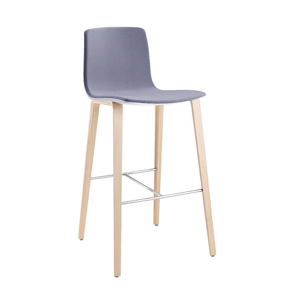 Taburete Aava tapizado madera Arper. Diseño ideal para espacios contract.