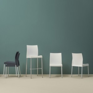 Silla Ice 800 de Pedrali. Sillas de diseño. Sillas plásticas de exterior.