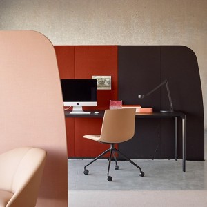 Silla Catifa Up con ruedas de Arper. Mobiliario para contract de diseño.