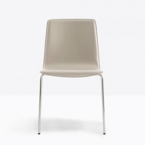 Silla Inga 5663/5669 de Pedrali. Sillas de diseño. Sillas tapizadas de comedor.