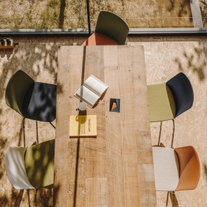 Silla Mixu polipropileno tapizado Arper. Sillas modernas de diseño.