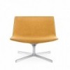 Butaca Catifa 60 Lounge tapizada giratoria Arper ideal para contract.