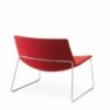 Butaca Catifa 60 Lounge tapizada patín Arper. Ideal para interiores.