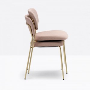 Silla Jazz 3719 de Pedrali. Sillas de diseño. Sillas tapizadas contract.