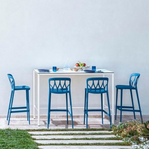 Taburete Galaxy de Bontempi. Taburetes para interiores y exteriores de diseño italiano.
