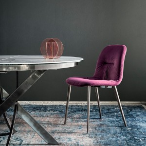 Silla Chantal Acero de Bontempi. Sillas contemporáneas de diseño italiano.