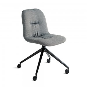 Silla Chantal Giratoria de Bontempi. Sillas contemporáneas de diseño italiano.