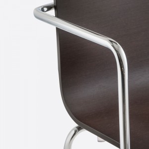 Sillón Kuadra XL 2414 de Pedrali. Sillas modernas contract. Sillas de diseño.