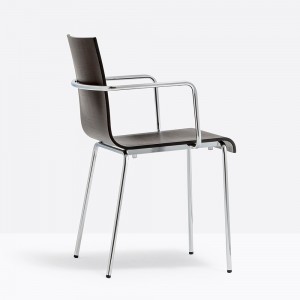 Sillón Kuadra XL 2414 de Pedrali. Sillas modernas contract. Sillas de diseño.