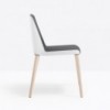 Silla Laja 883 de Pedrali. Sillas de diseño. Sillas tapizadas modernas.