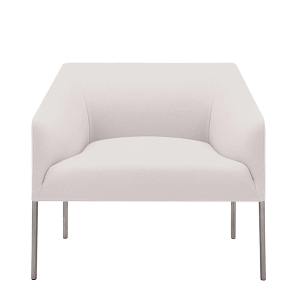 Sillón Saari ancho metal Arper. Amplio diseño moderno de mueble para salón.