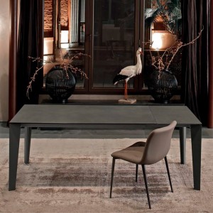 Silla Kuga Acero de Bontempi. Sillas de comedor o salón de diseño italiano.