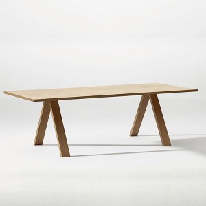 Mesa Cross Arper. Mesas fijas modernas ideales para oficina y hogar.