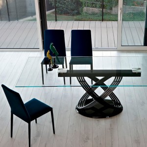 Silla Malik de Bontempi. Sillas y butacas de comedor de diseño contemporáneo.