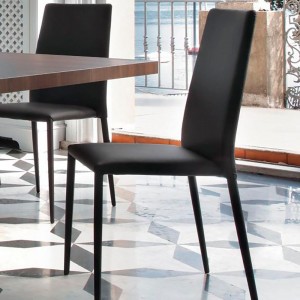 Silla Malik de Bontempi. Sillas y butacas de comedor de diseño contemporáneo.