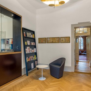 Mesa Auxiliar Dizzie Laminado Arper. Muebles para hogar y contract de diseño.