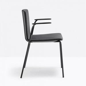 Sillón Noa 726 de Pedrali. Sillas de diseño. Sillas para espacios contract.