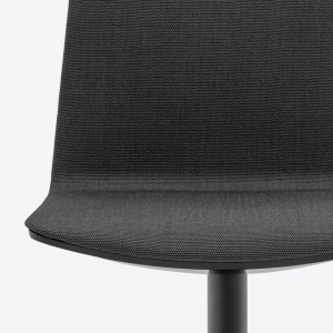 Silla Noa 727 de Pedrali. Sillas de diseño moderno. Sillas de oficina.