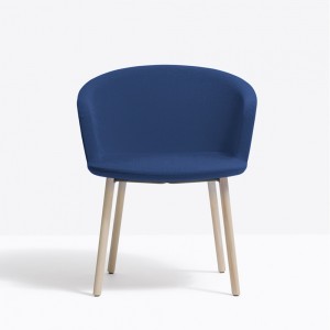 Sillón Nym 2837 de Pedrali. Sillas de diseño. Sillas tapizadas modernas.