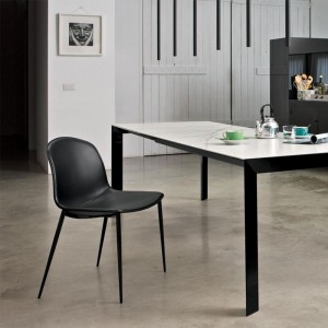 Silla Seventy Acero de Bontempi. Sillas de comedor o salón de diseño italiano.