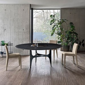 Silla Sofia de Bontempi. Sillas de comedor. Muebles de diseño contemporáneo.