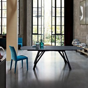 Silla Sofia de Bontempi. Sillas de comedor. Muebles de diseño contemporáneo.