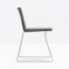 Silla Osaka 5724 de Pedrali. Sillas de diseño. Sillas tapizadas contract.