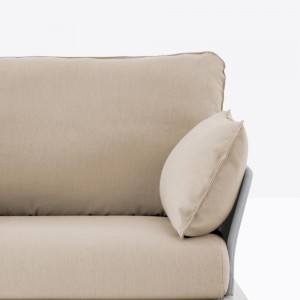 Sillón Reva de Pedrali. Sillones de diseño moderno. Sillones para jardín.