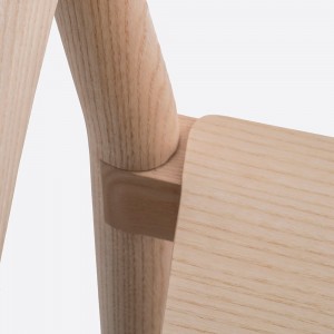 Sillón Tivoli 2805 de Pedrali. Sillas de diseño. Sillones modernas de madera.