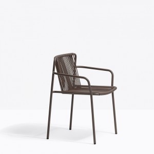 Sillón Tribeca 3665 de Pedrali. Sillas para exterior. Sillas metálicas.