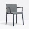 Sillón Volt 676 de Pedrali. Sillas de diseño. Sillones modernos de polipropileno.