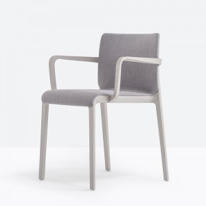 Sillón Volt 676 de Pedrali. Sillas de diseño. Sillones modernos de polipropileno.
