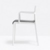 Sillón Volt 676/4-2 de Pedrali. Sillas de diseño. Silla modernas para contract.