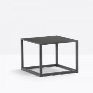 Mesitas Set Code de Pedrali. Mesas de diseño. Set de mesitas auxiliares.