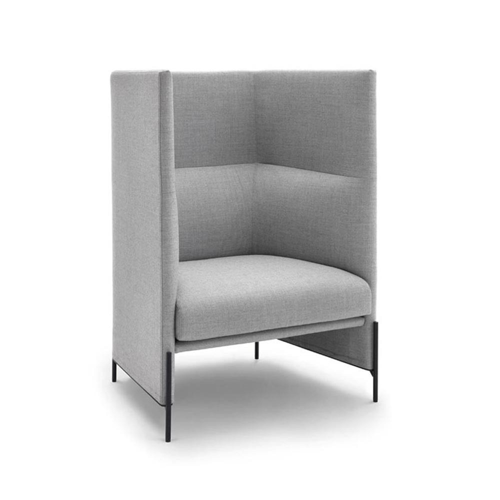 Sillón alta Algon de Arflex. Sofás y sillones de diseño italiano tapizados.