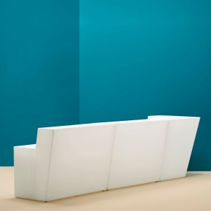 Barra Esquinera Oblique Oblique de Pedrali. Barras de diseño. Barras bar modulare.s