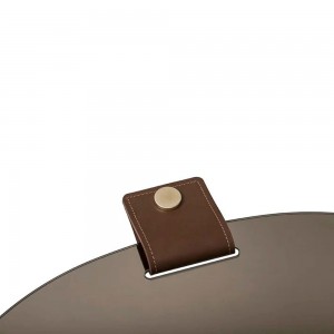 Espejo Belty de Tonin casa. Muebles modernos de hogar.