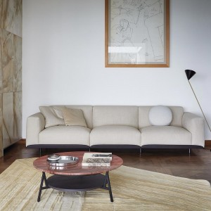 Mesita auxiliar Cradle de Arflex. Mesas de diseño italiano.