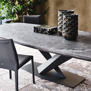Mesa Stratos Keramik Premium de Cattelan Italia. Mesa de cerámica modernas.