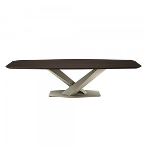 Mesa Stratos de Cattelan Italia. Mesa de madera para comedor. Mesas modernas.