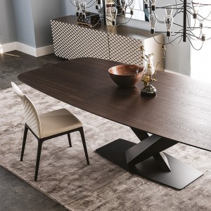 Mesa Stratos de Cattelan Italia. Mesa de madera para comedor. Mesas modernas.