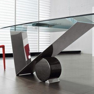 Mesa Valentinox de Cattelan Italia. Muebles modernos italianos. Mesas modernas.