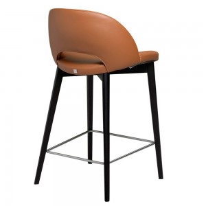 Taburete Beetle Madera de Tonin casa. Muebles modernos de hogar.