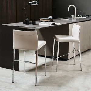Taburete Norma ML de Cattelan Italia. Taburetes modernos de diseño italiano.