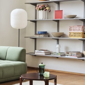 Lámpara sobremesa LBM Hay. Iluminación original para espacios interiores.