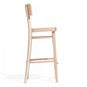 Taburete Ideal madera de Ton. Taburetes de restaurantes, variados interiores.